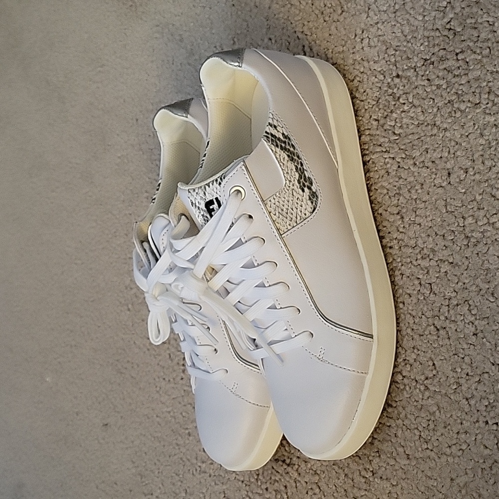 Women's Shoes